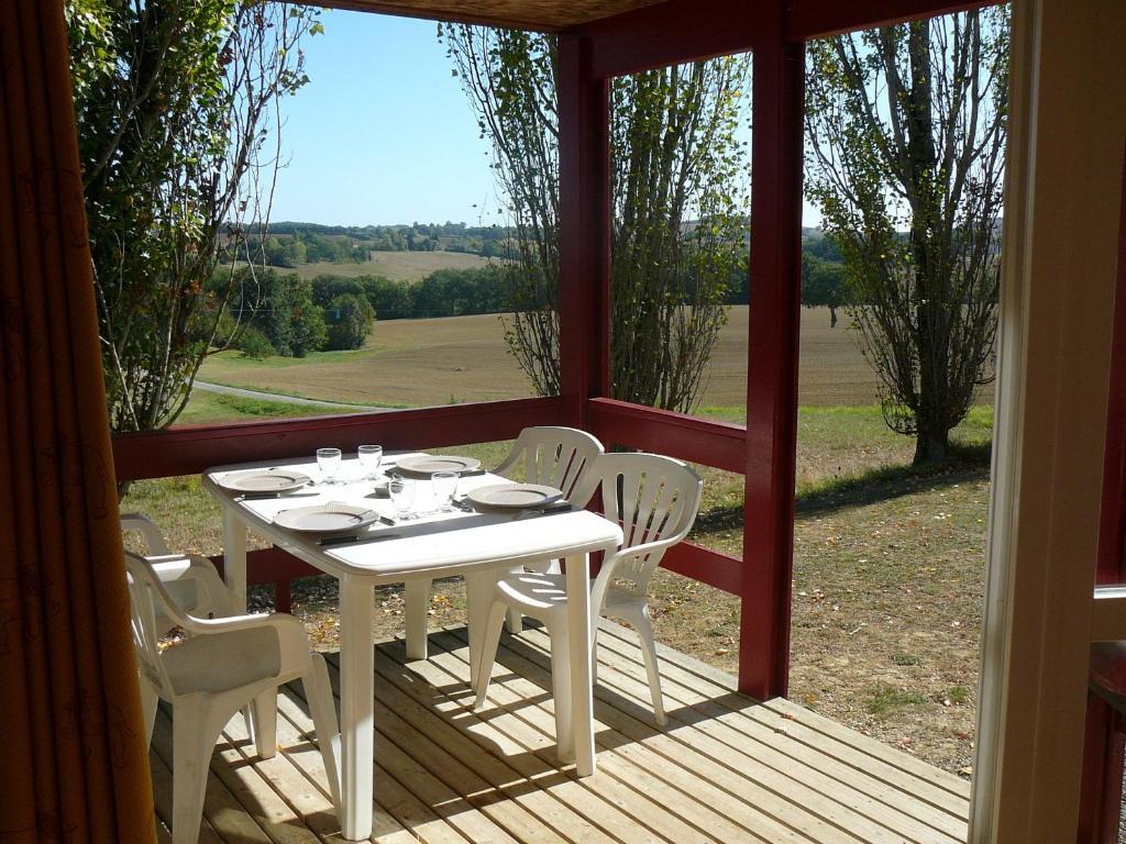 Les Chalets Des Mousquetaires Mirepoix  Zimmer foto