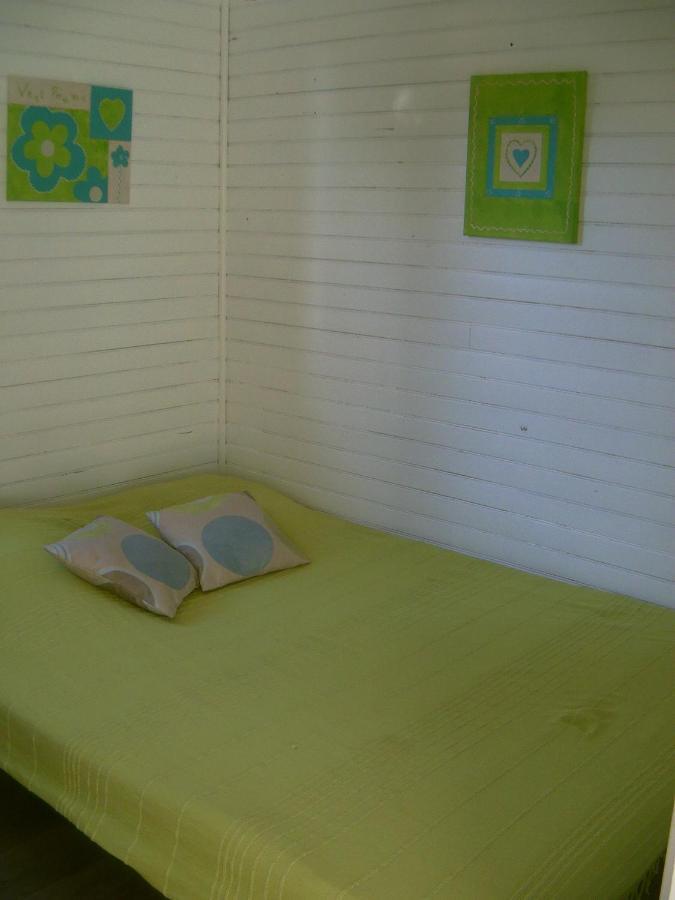 Les Chalets Des Mousquetaires Mirepoix  Zimmer foto